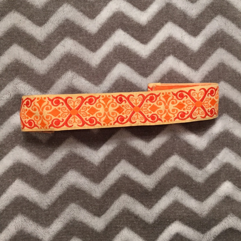 SweatyBands.com headband